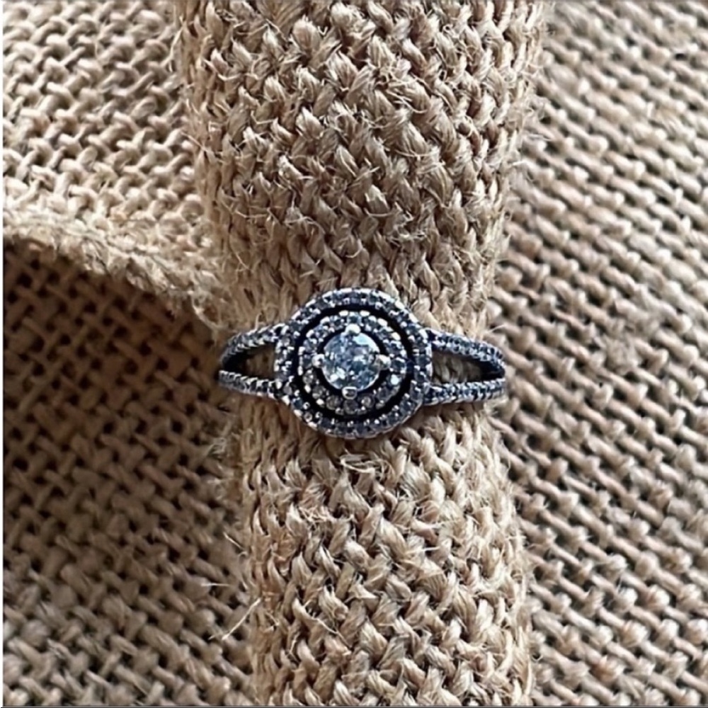 Sterling silver Sparkling Double Halo Ring
Size 8